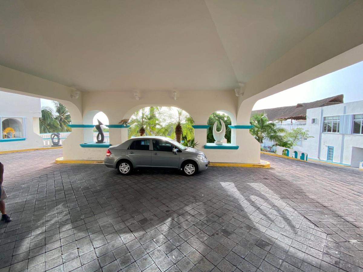Hotel & Museo Casa Turquesa Cancun Exterior photo