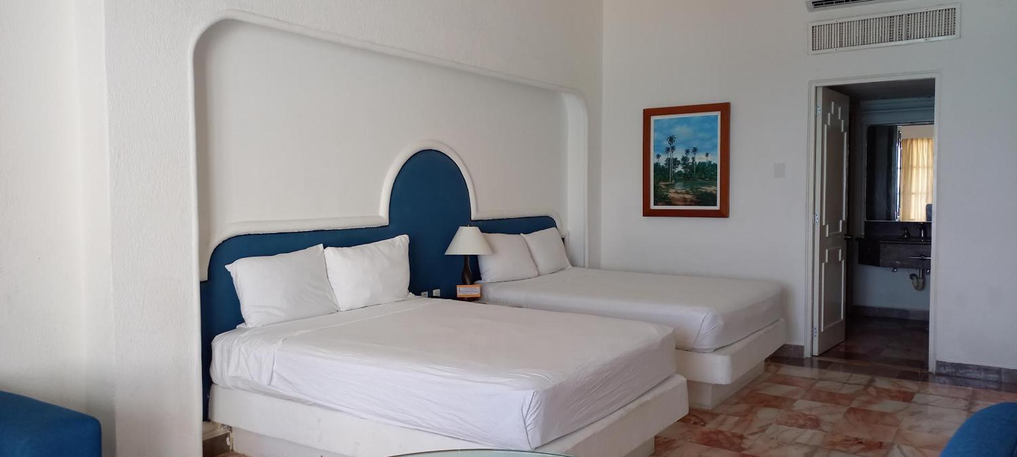 Hotel & Museo Casa Turquesa Cancun Exterior photo